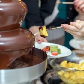 Chocolate fountain